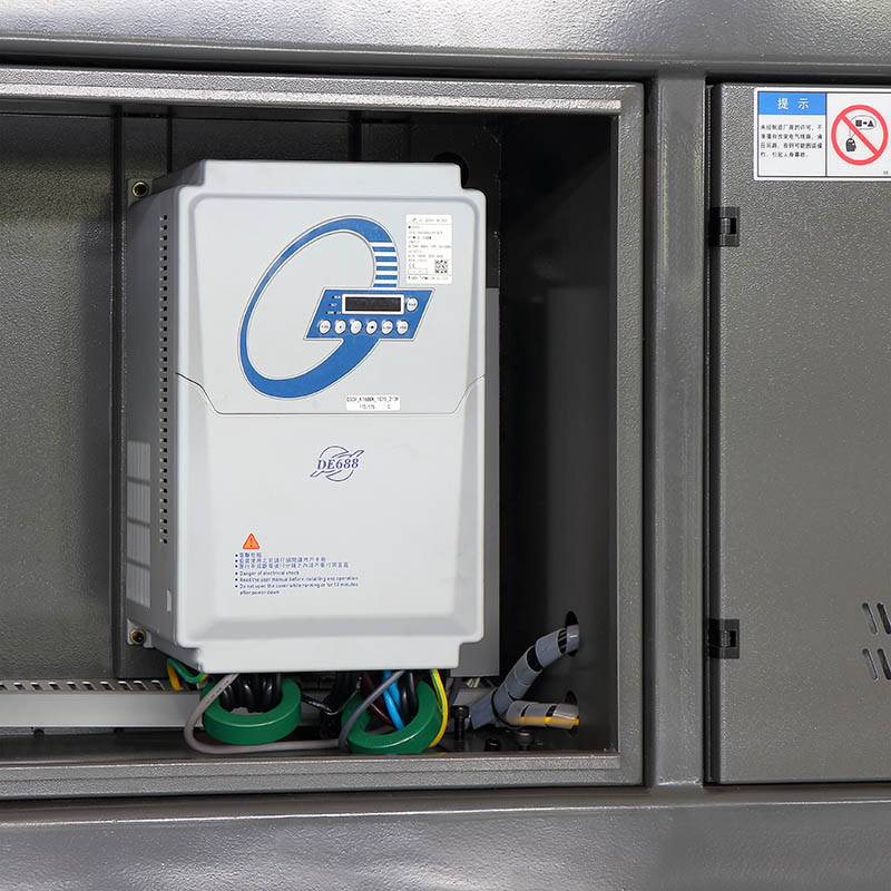 SP300: pressa ad iniezione SP smart power